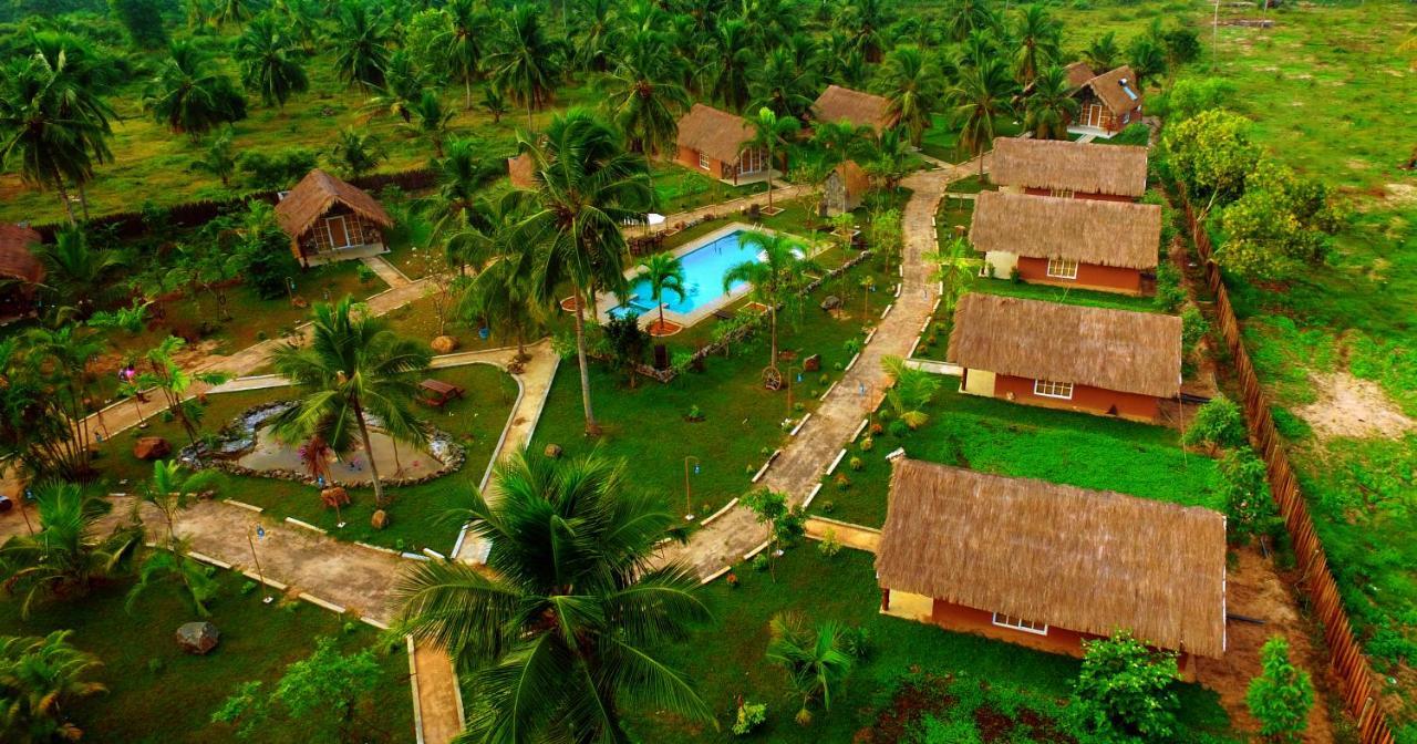 Coco Village Hotel Chilaw Bangadeniya Exterior foto